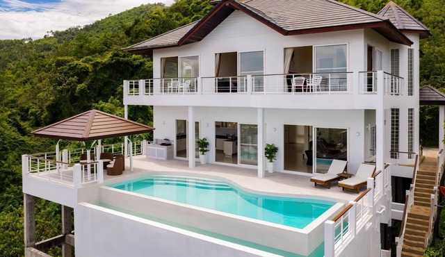 3 Coconuts - Seaview Private Villa