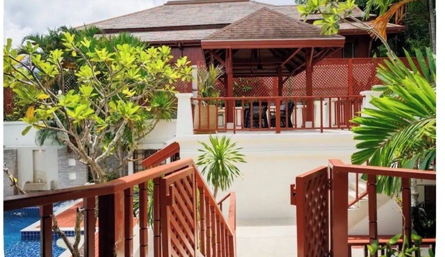 4-bedroom Patong sea view Breakfast included