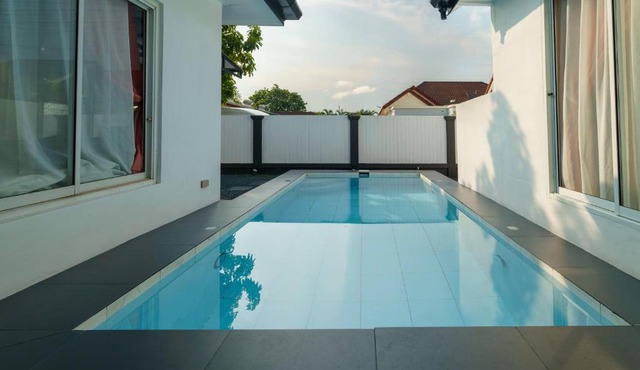 4BR Pool Villa Sukhum in Phuket Town in Changwat Phuket