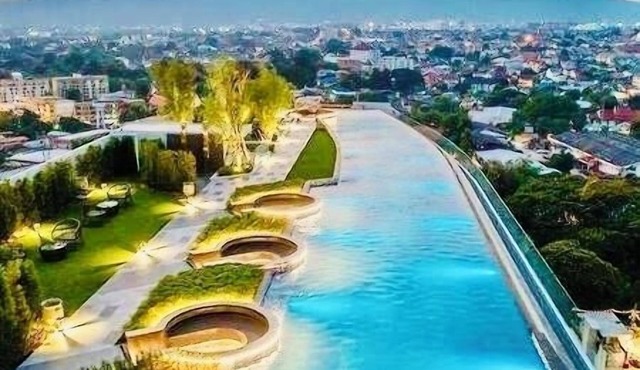 Astra Sky River Residence 5 Étoiles Avec Sauna Hammam Piscine et Salle de Sport in Chang Wat Chiang Mai