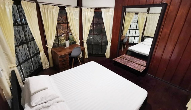 ATOM Poshtel - Hostel in Mae Sariang
