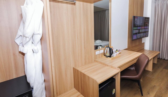 B2 Mae Sot Premier Hotel