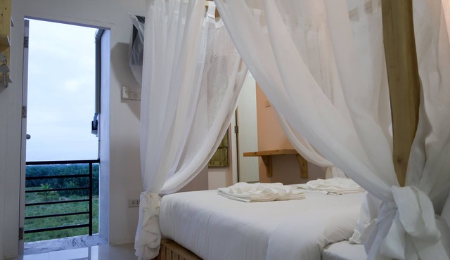 Baan URT Suratthani Airport Hotel