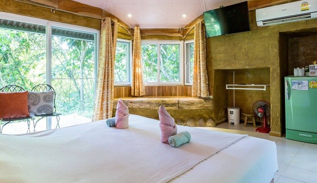 Baandin Chiewlarn Resort