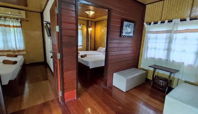 Baansuanlynjee Maeklong Resort