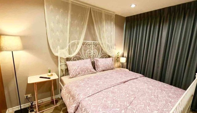 Bangkok City Home King size bed BTS, WiFi *Pick up