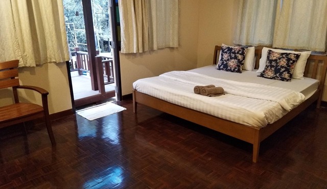 Banlomtalay Resort