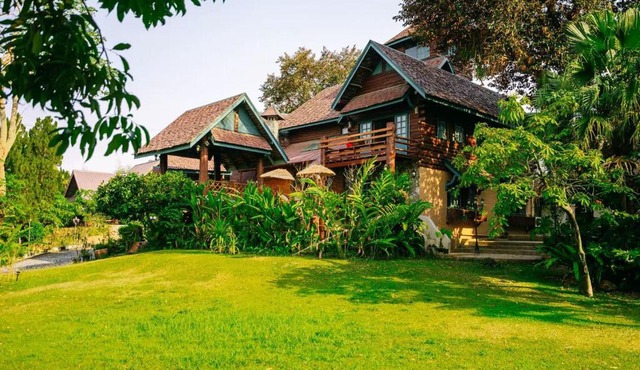 Ben'BaanSuan Lanna Villa