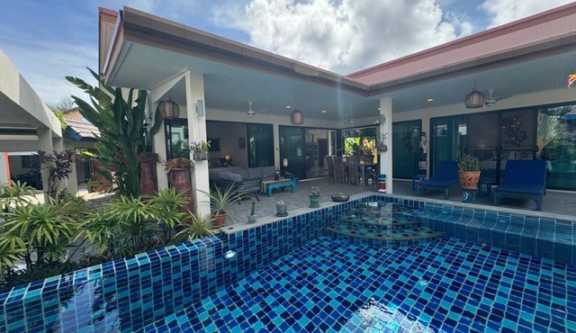 Blue Bird - 2 Bedrooms Pool Villa