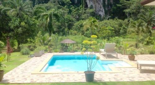 Blue River 3 bedrooms Pool villa in Ban Nai Sa