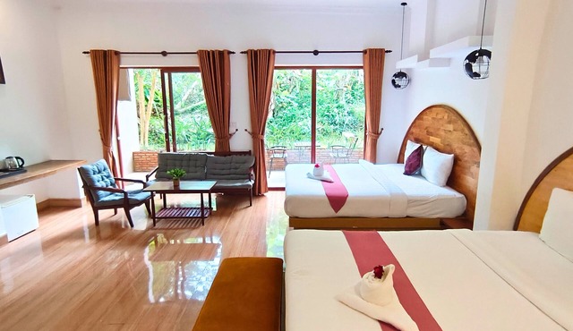 Boreirom Hill & Lodge By JK6 in Kampot