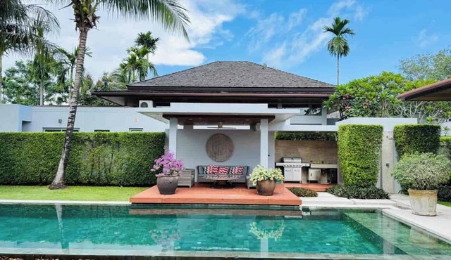 Botanica Luxury Pool Villa in Choeng Thale, Minutes from Bang Tao Beach in Phuket