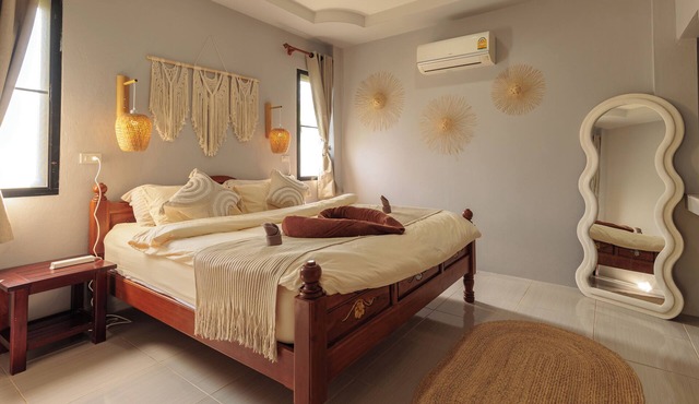Casa Eden Thong Sala Center 2BR 4K TV AC