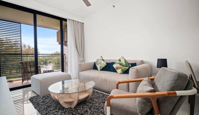 Cassia Residences 2, Two-Bedroom D Deluxe Lake