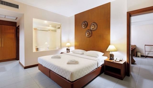 Central Place Hotel