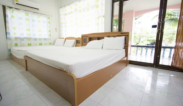 Chaiwat Resort