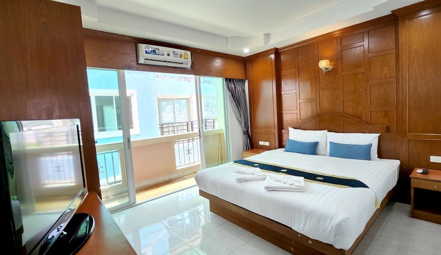 Chalita House