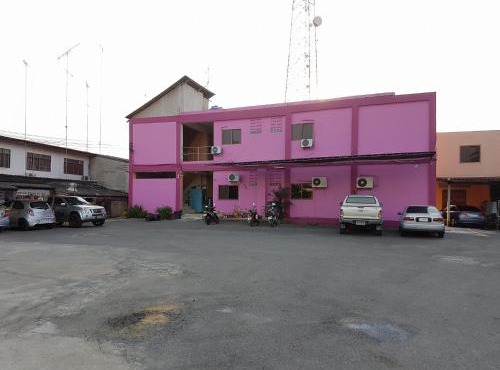 Charinsup Hotel