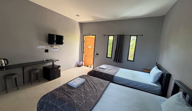 Check-in Resort