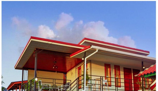 Cherlyn Homestay เฌอลินน์โฮมสเตย์ เกาะลิบง in Ban Batubute