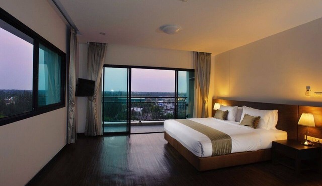 Coco View Hotel