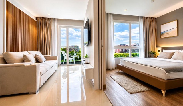 Cozy 1BR near Central Phuket with Pool & Gym