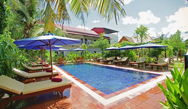 Cozy Entire Place & breakfast in charming Siem Reap Province with AC in Siem Reap Province