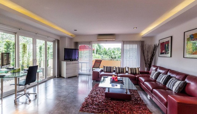 Dasiri Beach Apartment Wongamat