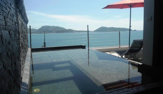 Deluxe Suite with Jacuzzi in Patong (B)