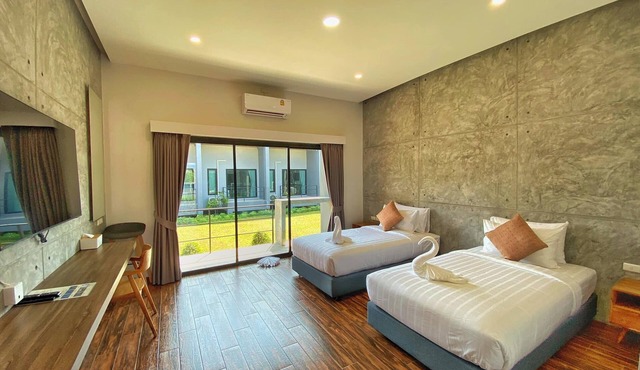 Destino Hotel Surin