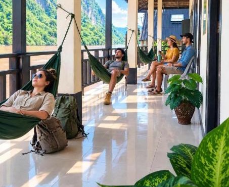 Dormitory Views Hostel in Nong Khiaw