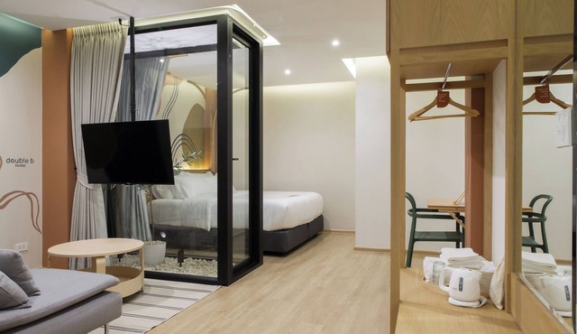 Double B Hostel