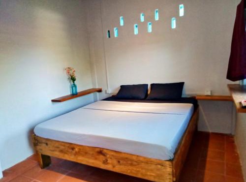 Dragonfly Guesthouse M'Pai Bay in Koh Rong Sanloem