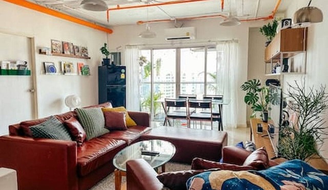 Duplex Penthouse 3-bedroom 2 Bathroom with Skyscraper view @ Silom 1 mins to BTS in Krung Thep Maha Nakhon
