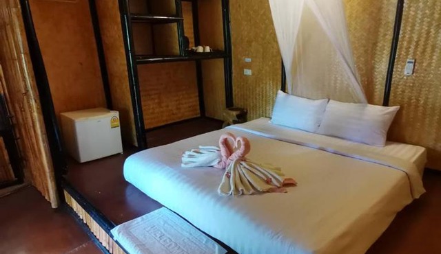 Eco Lanta Hideaway Beach Resort in Ko Lanta