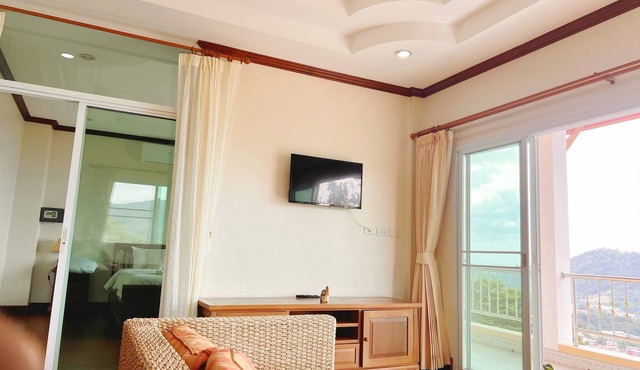Entire Boho Luxe Villa & Spa Overlooking Patong