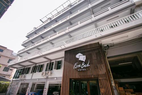 Fine Bed Hotel in Bangkok
