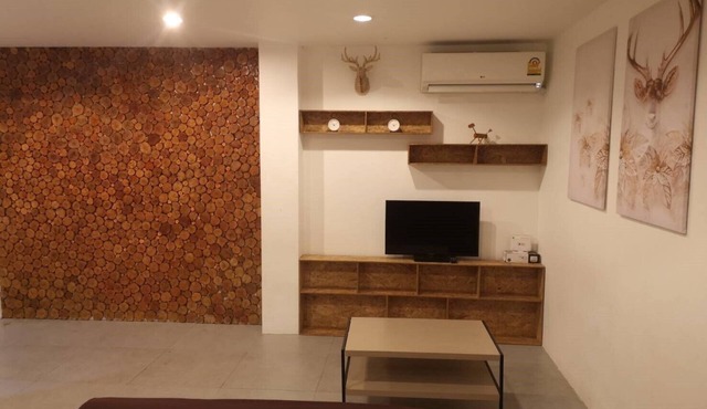 Gorgeous 2 bedrooms 50 sqm in the heart of Phuket