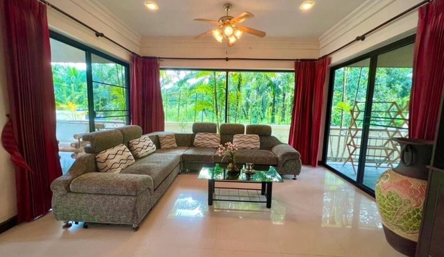 Grand Villa Khaolak - Three-Bedroom Villa