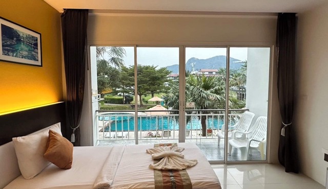 Gypsy Sea View Resort