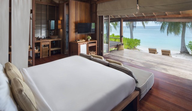 Haadtien Beach Resort