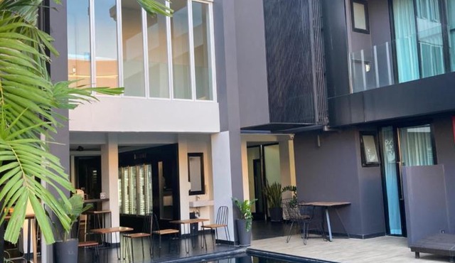 iWualai Hotel