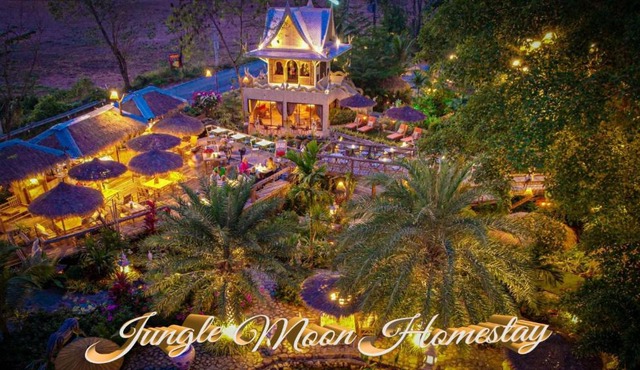Jungle Moon Homestay จังเกิ้ลมูน โฮมสเตย์ บางเสร่