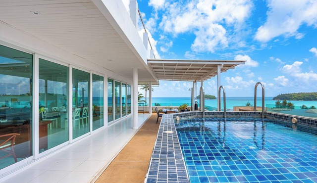 Kata Hill Sea View Hotel