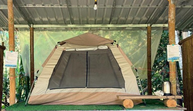 Khaosok Mysterious Restaurant and Camp ร้านลึกลับริมคลอง