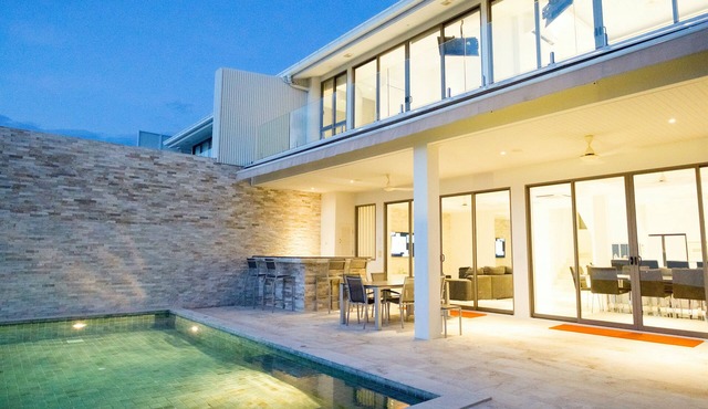 Koh Samui luxury Villa Oceane with ocean views, stunning sunsets & great rates