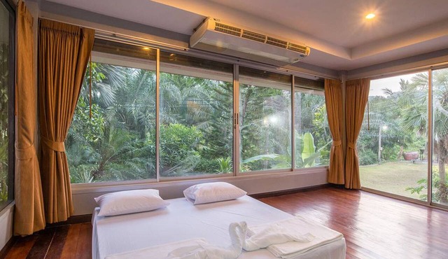 Krabi Home Town Boutique in Krabi