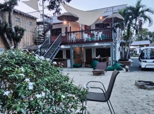 Ladybugs hostel sunset