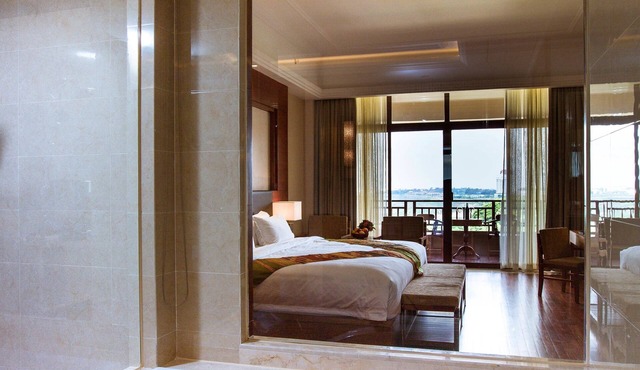 Landmark Mekong Riverside Hotel in Vientiane