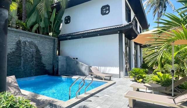 Lanting Villas in Koh Rong Island